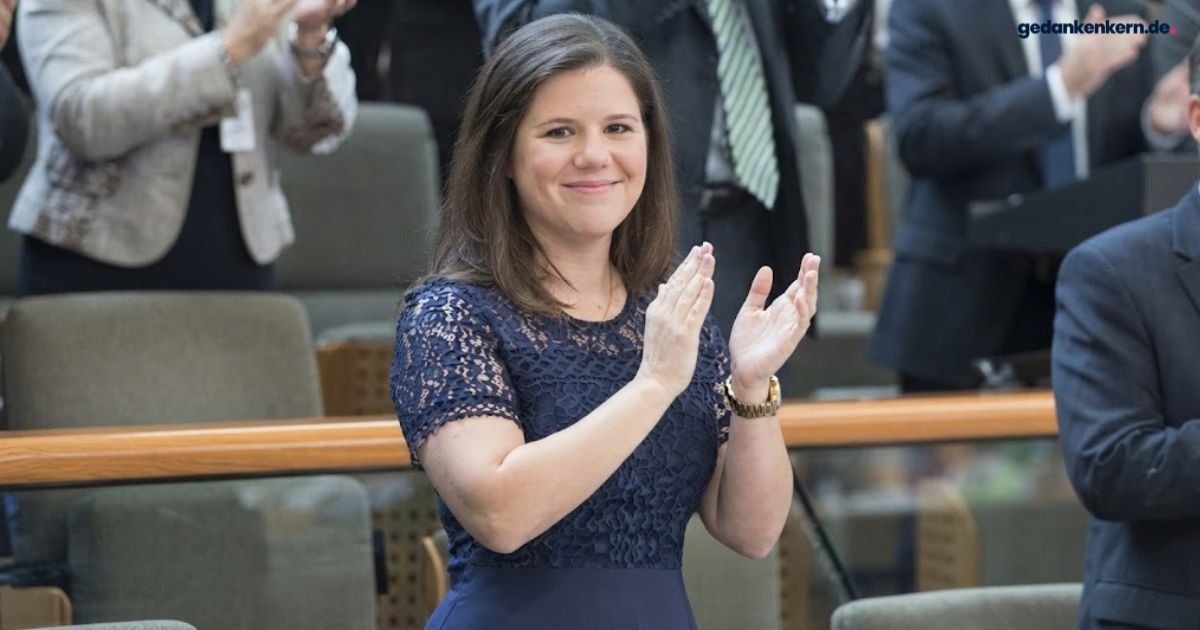 Eva Laschet: Alter, Eltern, Geschwister und Leben heute